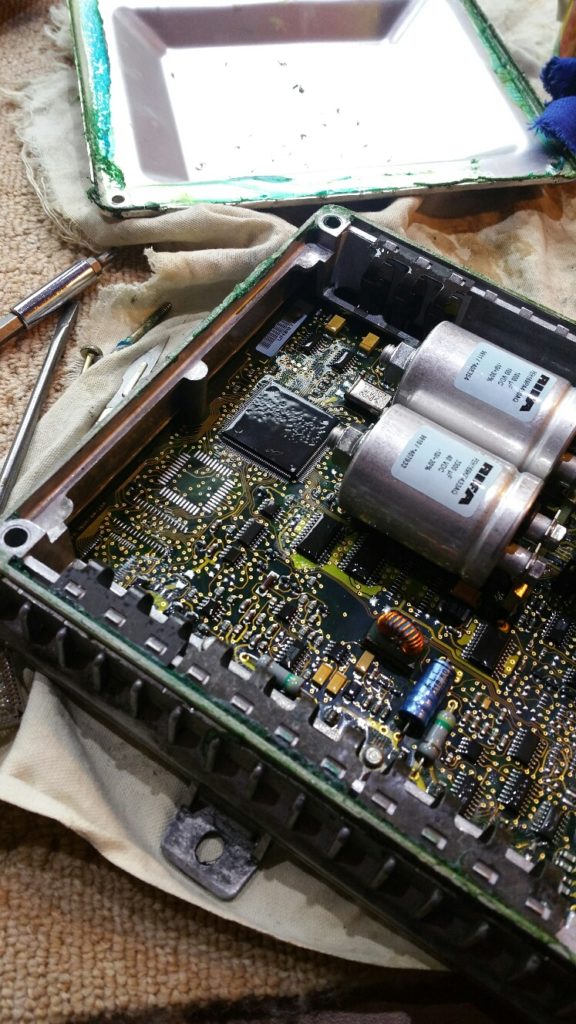 TD5 ECU chip removal